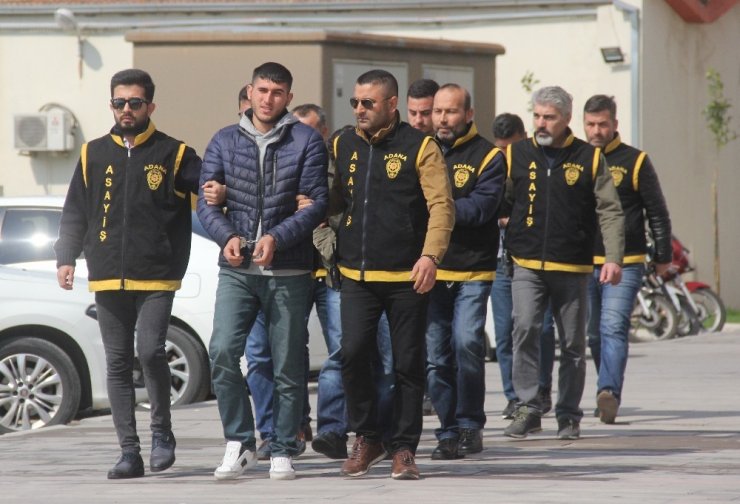 Yasa dışı bahis oynatan şahsı gasp eden 3 zanlı tutuklandı