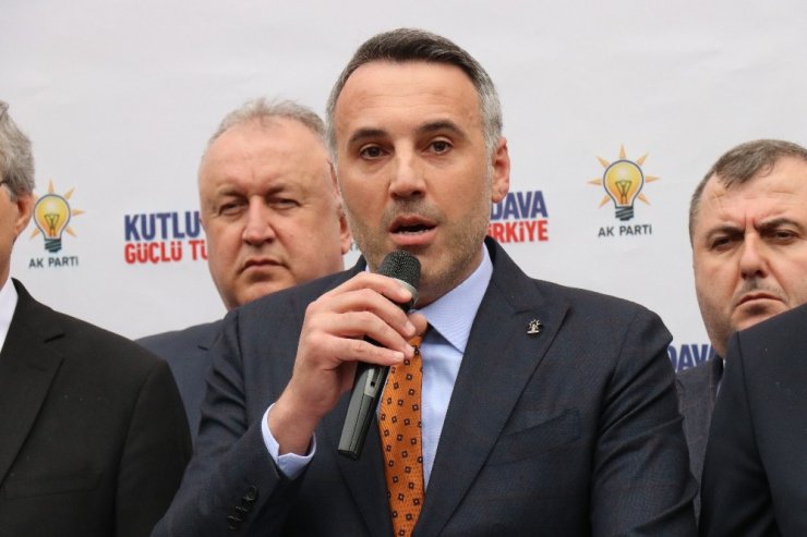 AK Parti Sakarya İl Başkanı Tever, CHP’li Özkoç’u istifaya davet etti