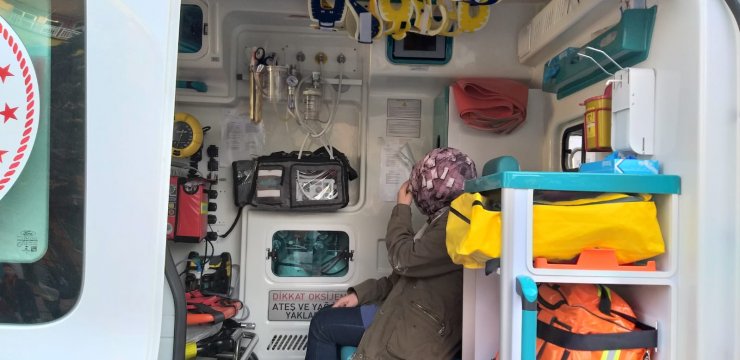 Aksaray'da iki otomobil çarpıştı: 4 yaralı