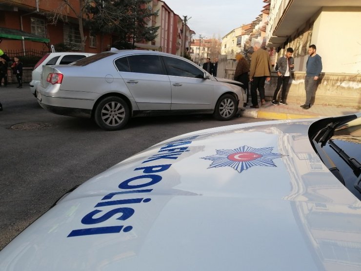 Aksaray’da 2 otomobil çarpıştı: 4 yaralı