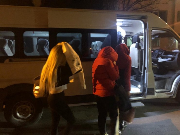 Ankara’da lüks villaya fuhuş operasyonu: 15 gözaltı
