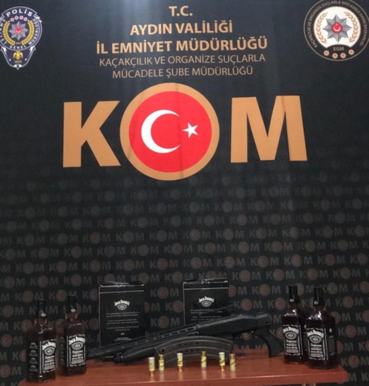 Aydın’da 2697 litre etil alkol ele geçirildi