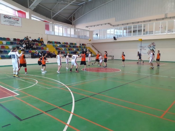 Balıkesir’de Korfbol müsabakalarına büyük ilgi