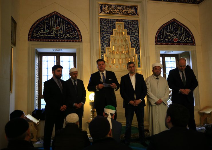 Berlin Eyaleti İçişleri Bakanı Geisel, Şehitlik Camisi'ni ziyaretinde konuştu: