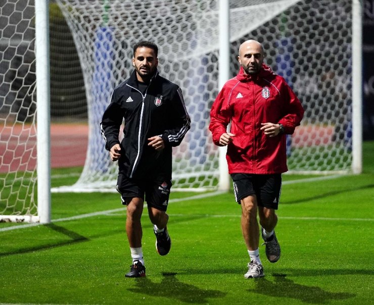 Beşiktaş’ta Douglas sezonu kapattı