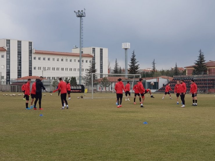 Mustafa Özer, kümede kalma savaşı veren EsEs’i yorumladı