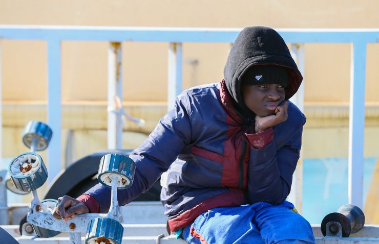 Çeşme açıklarında yardım isteyen 75 sığınmacı kurtarıldı