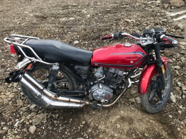 Motosiklet hırsızları kıskıvrak yakalandı