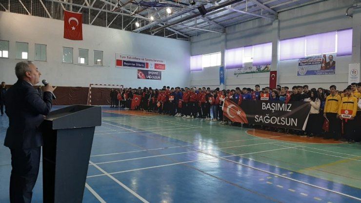 Liselerde Futsal heyecanı