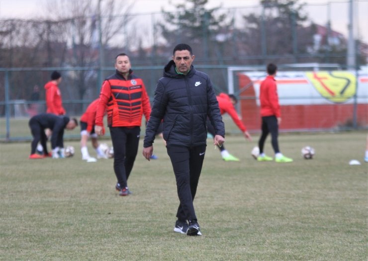 Mustafa Özer, kümede kalma savaşı veren EsEs’i yorumladı