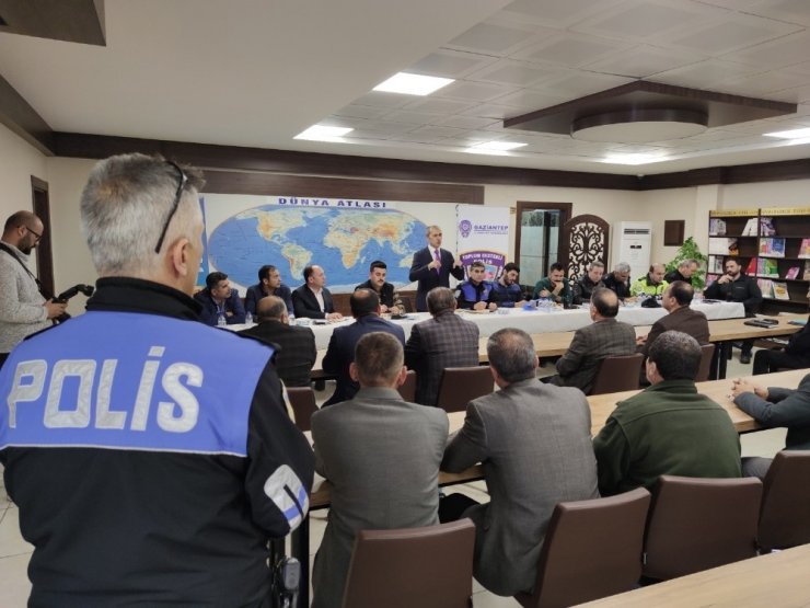 Polis vatandaşlar ‘Huzur Toplantısında buluştu
