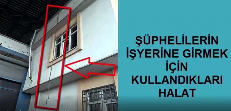 Halatla tırmandıkları iş yerini soydular