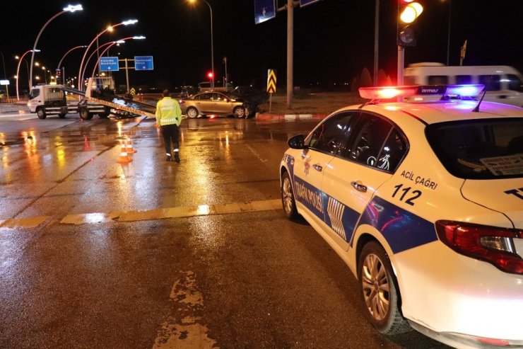 Karaman’da trafik kazası: 4 yaralı