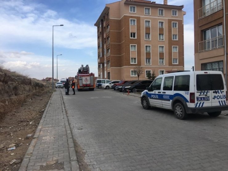 Bunalıma giren adam intihar etmeye kalktı