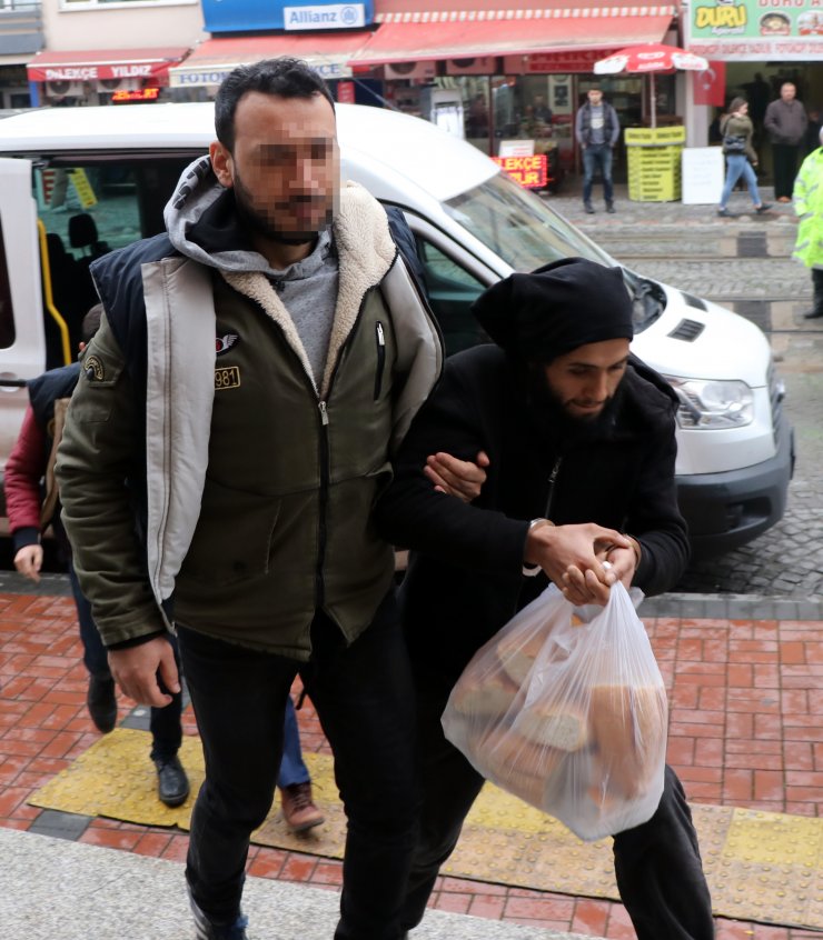 Kocaeli'de yakalanan El Kaide şüphelileri adliyede