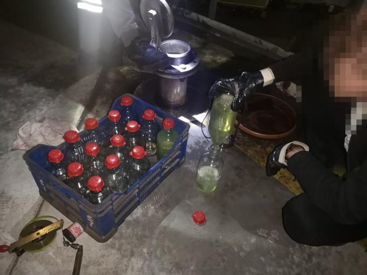 Konya ve Mersin'de 5,2 milyon litre kaçak akaryakıt ele geçirildi