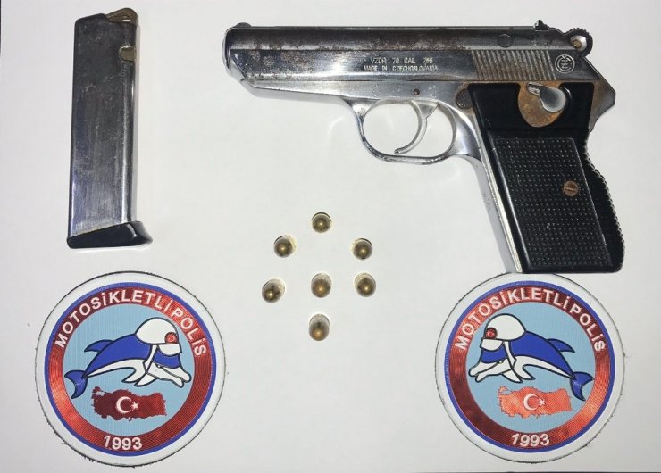 Motorize ekipler, ani uygulamalarla suçlulara göz açtırmıyor