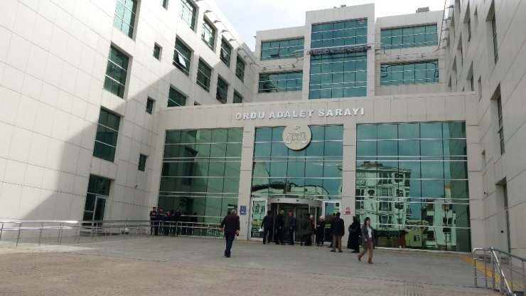Muhasebecisini vurup 2 kişiyi yaralayan eski başkan tutuklandı
