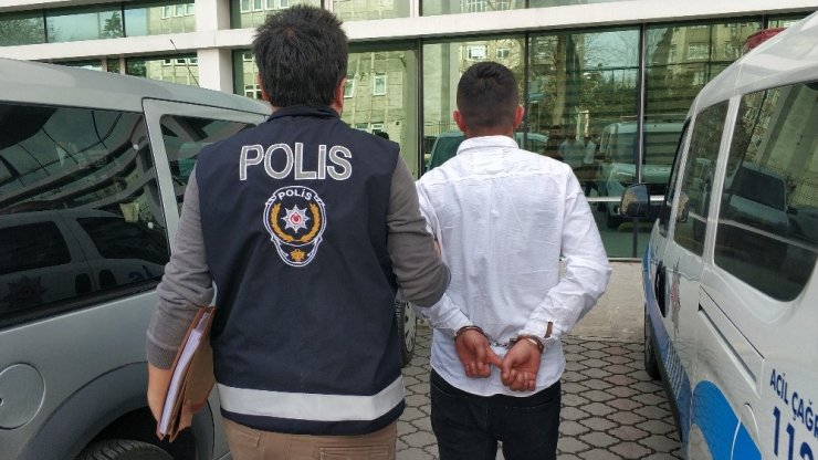 Yabancı uyrukluları darp eden 3 kişi tutuklandı