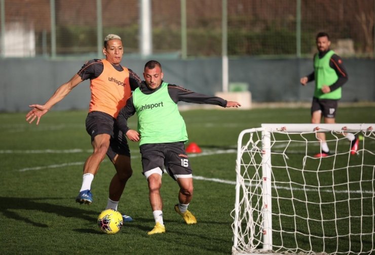 Alanyaspor’da Rizespor mesaisi başladı