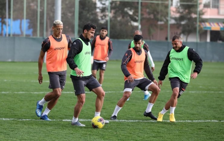 Alanyaspor’da Rizespor mesaisi başladı