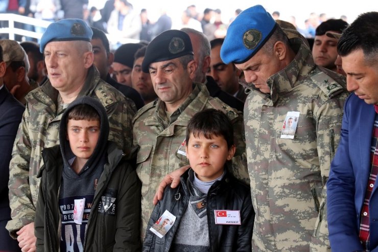 İdlib şehidi Gaziantep’te son yolculuğuna uğurlandı