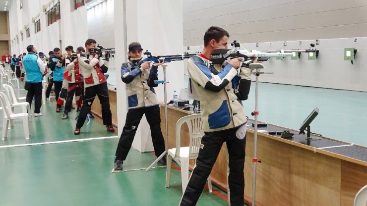 Havalı Silahlar Türkiye Şampiyonası Mersin’de başladı