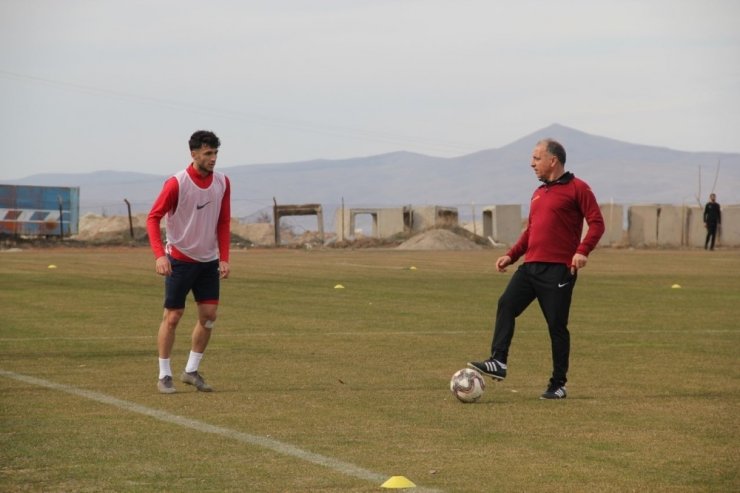 Nevşehir Belediyespor, Muğlaspor maçının hazırlıklarını tamamladı