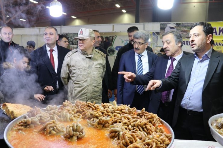 Van’da ’3. Yöresel Ürünler ve Hediyelik Eşya Fuarı’