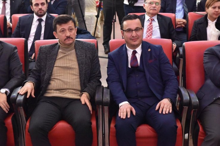 AK Parti Bursa’da ilk kongresini Mustafakemalpaşa’da yaptı