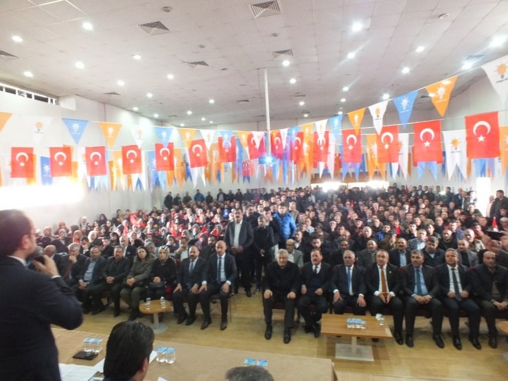 AK Parti Malazgirt İlçe Başkanı Kenan Deniz güven tazeledi