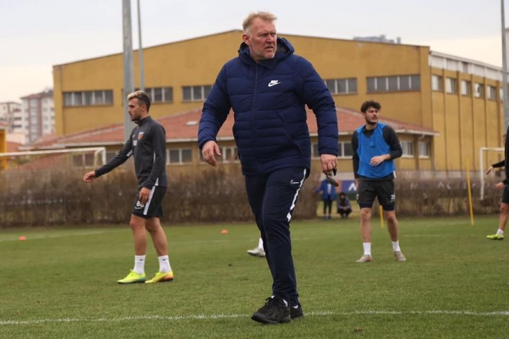 Kayserispor 3 puan için gitti