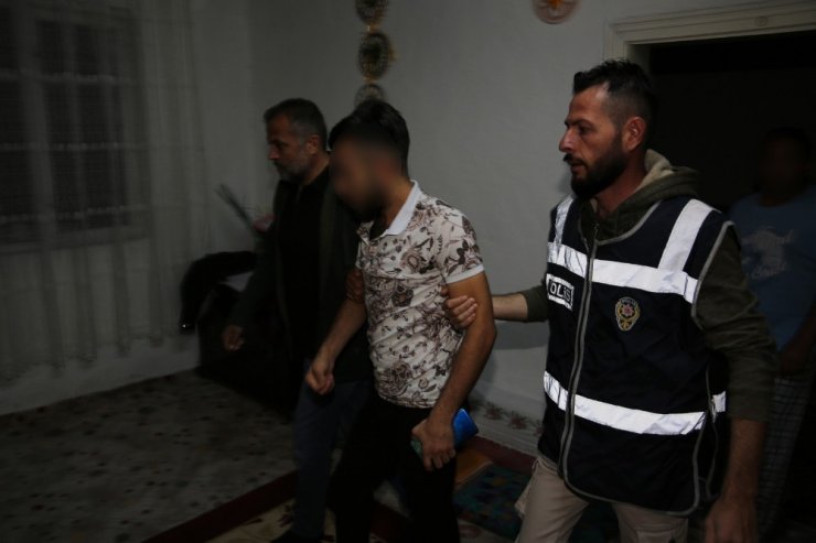 İçişleri Bakanlığı, aranan 2 bin 682 şahsı ve 140 düzensiz göçmeni yakaladı