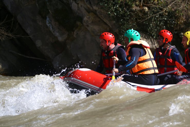 Melen Çayı'nda rafting sezonu açıldı
