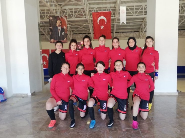 Isparta Spor Liseli Sultanlar, grup birincisi oldu