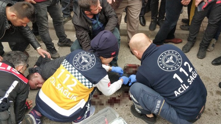 Sokak ortasında ’bakışma’ yüzünden silahlı saldırı: 1 yaralı