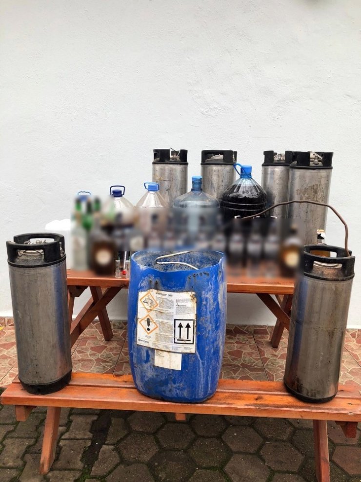 Tekirdağ’da 595 litre kaçak içki ele geçirildi