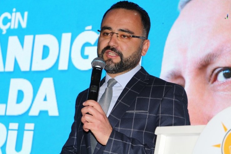 Kula AK Parti’de Palabıyık güven tazeledi