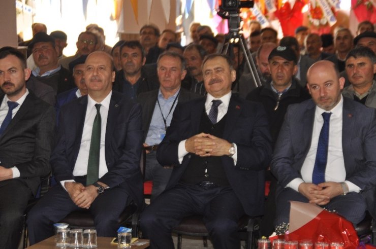 AK Parti Şuhut İlçe Başkanı Ali Diren güven tazeledi