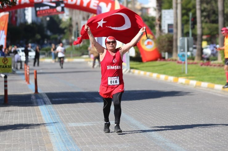 Alanya’da 20. Atatürk Koşusu yapıldı