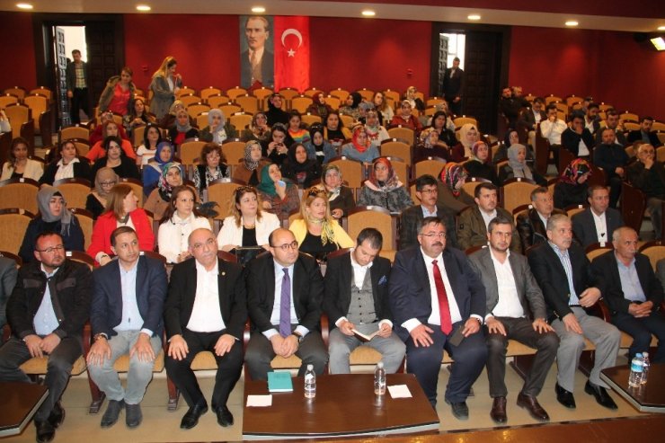 19. dönem düzenlenen AK Parti siyasi akademisi ilk dersi Amasya’da yapıldı