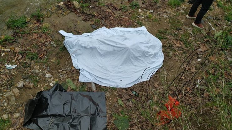 Bursa’da dere kenarında erkek cesedi bulundu