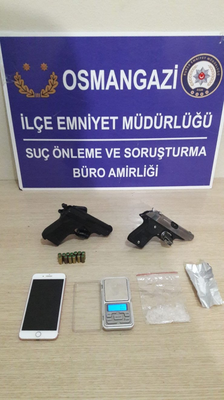 Bursa'da aranan kişilere yönelik operasyonda 8 şüpheli yakalandı