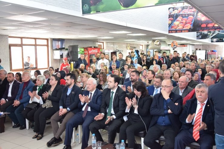 AK Parti Lapseki kongresinde Namık Ergin başkan seçildi