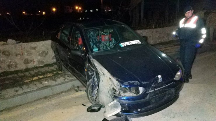 Kına gecesinden çıkan öfkeli damat kaza yaptı: 3 yaralı