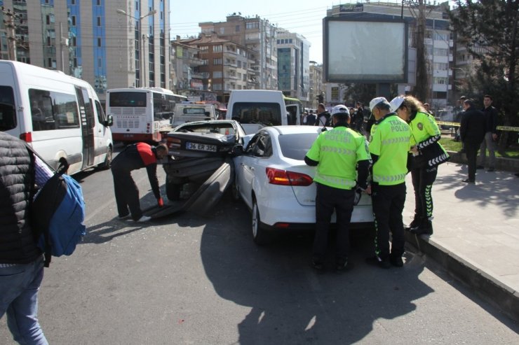 Diyarbakır’da zincirleme trafik kazası: 10 yaralı