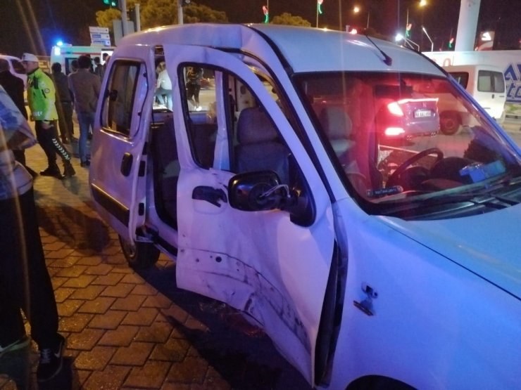 Manisa’da trafik kazası: 4 yaralı