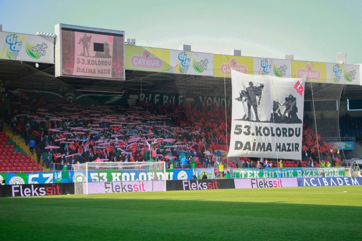 Süper Lig: Çaykur Rizespor: 0 - Aytemiz Alanyaspor: 1 (İlk yarı)