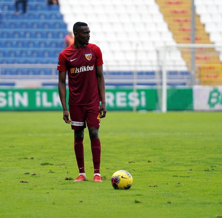 Süper Lig: Kasımpaşa: 3 - Kayserispor: 0 (İlk yarı)