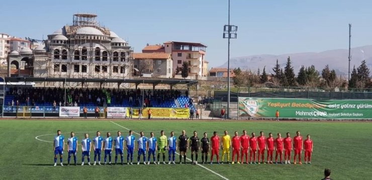 Yeşilyurt Belediyespor sahasında golsüz berabere kaldı